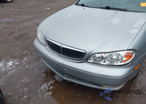 2001 Infiniti I30 Luxury из США, поврежденный, VIN JNKCA31A91T035878